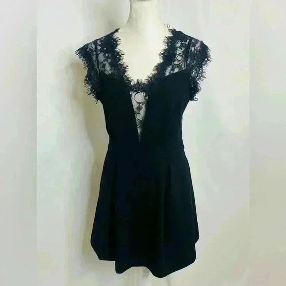 BCBGeneration Black Lace Insert Skater Dress size 6 - Picture 8 of 11